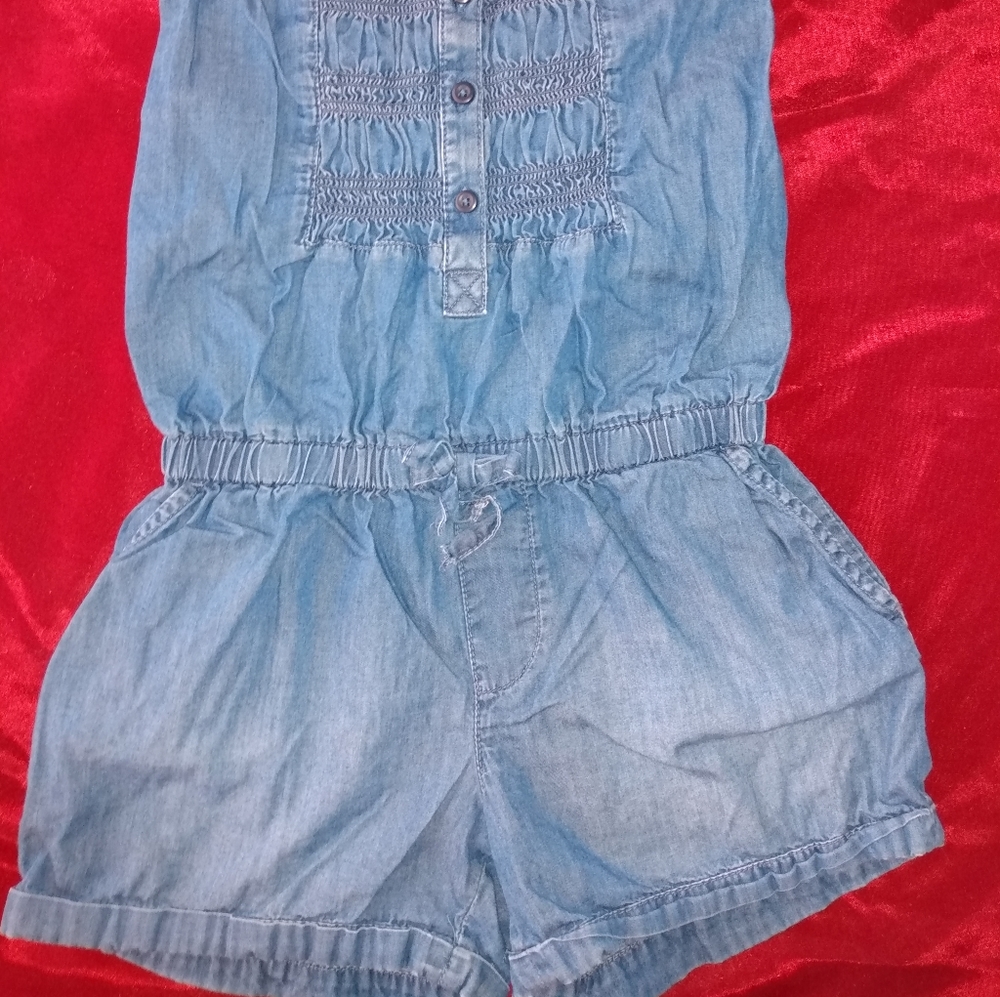 Girl mono blue